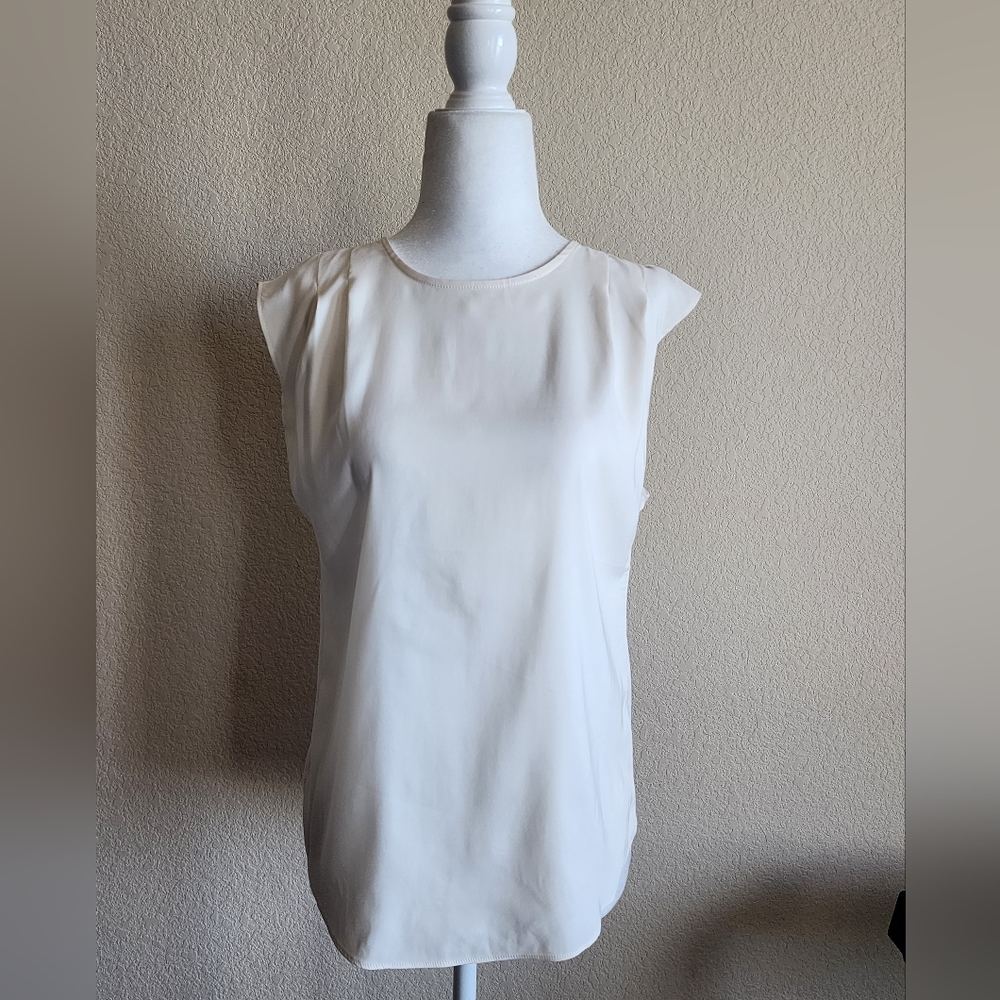 Express Off-white Sleeveless Blouse